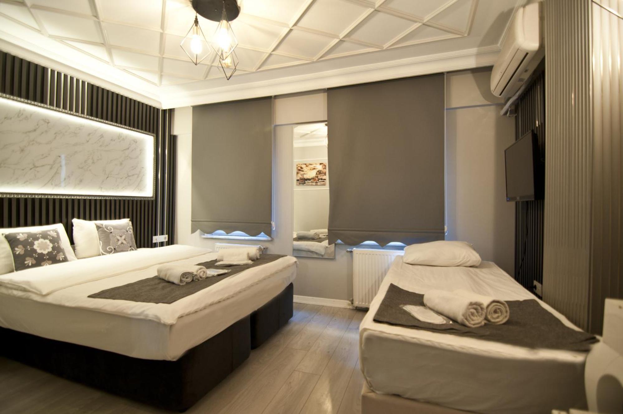 โฮเต็ล ลัวร์ Hotel อิสตันบูล ภายนอก รูปภาพ